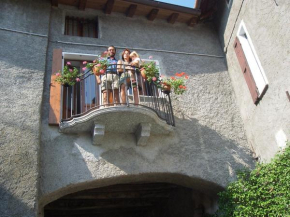 The House on the Bridge- La Casa sul Ponte, Menaggio
